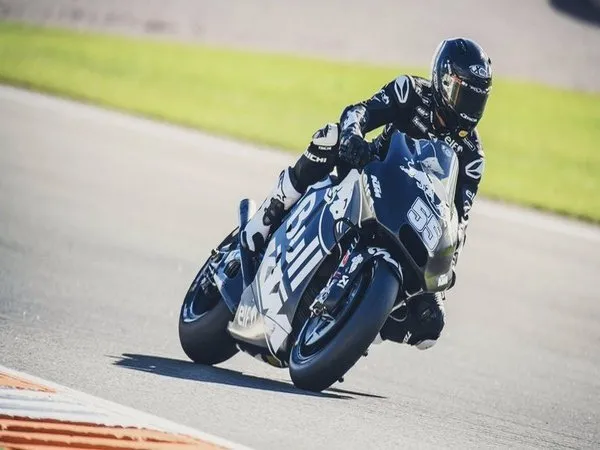 Ini Alasan Poncharal Ajak Syahrin ke Tim Red Bull KTM Tech 3