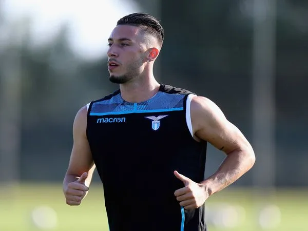 Tak Terpakai di Lazio, Salernitana Ingin Pulangkan Sprocati