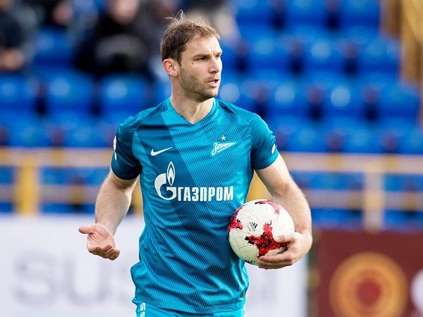 Barcelona Pertimbangkan untuk Gaet Ivanovic pada Bulan Januari