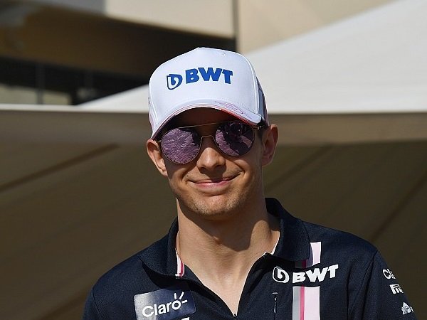 Tak Dapat Tim Musim Depan, Ocon Jadi Pebalap Cadangan Mercedes