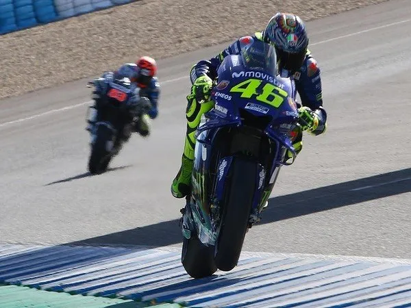 Lagi, Rossi Keluhkan Mesin Yamaha pada Hari Pertama Uji Coba di Jerez