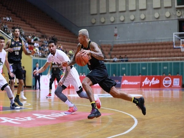 CLS Knights Tak Mampu Bendung Keperkasaan Macau Black Bears