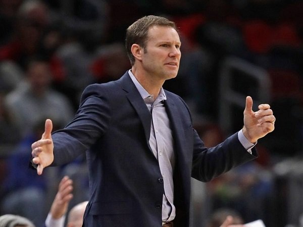 Awali Musim Dengan Buruk, Bulls Pecat Fred Hoiberg