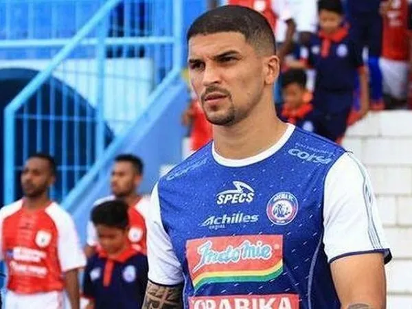 Betah di Arema, Arthur Cunha Berharap Kontraknya Diperpanjang