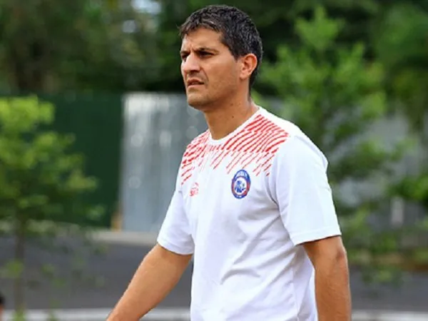 Branislav Radojcic: Arema Harus Datangkan Kiper Senior Jika Ingin Juara Musim Depan