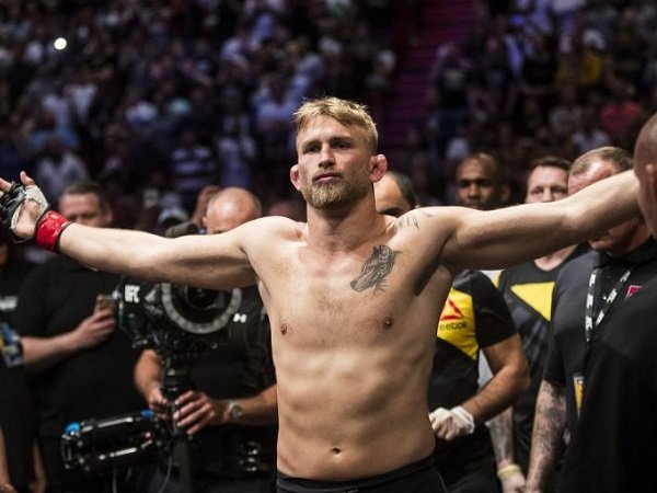 Gustafsson Sebut Akan Habisi Jones Pada UFC 232