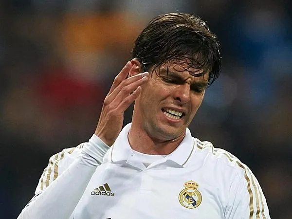 Kaka Salahkan Jose Mourinho Atas Keterpurukannya di Real Madrid