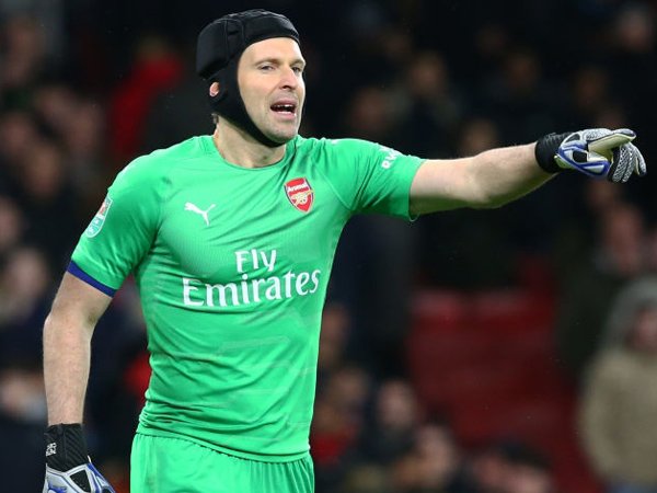 Emery Tidak Yakin dengan Masa Depan Cech di Arsenal