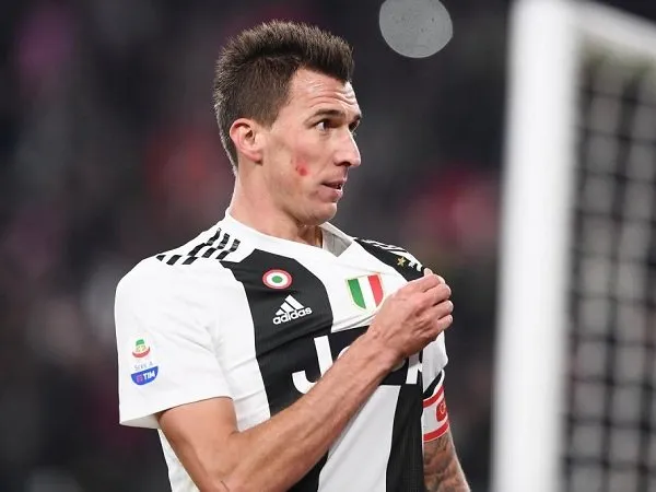 Juventus Segera Perbarui Kontrak Mandzukic dan Moise Kean