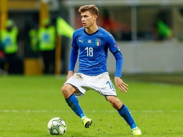 Cagliari Pasang Harga untuk Gelandang Incaran Chelsea