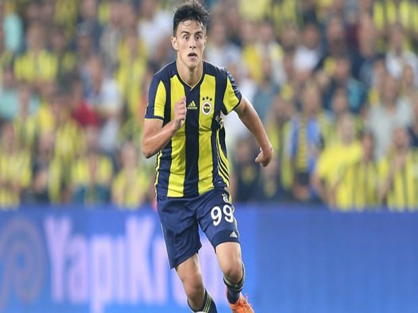 Tottenham dan Real Madrid Saingi Lazio dalam Perburuan Wonderkid Fenerbahce