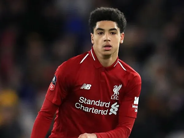 Ki-Jana Hoever Jadi Pemain Termuda Liverpool di Piala FA