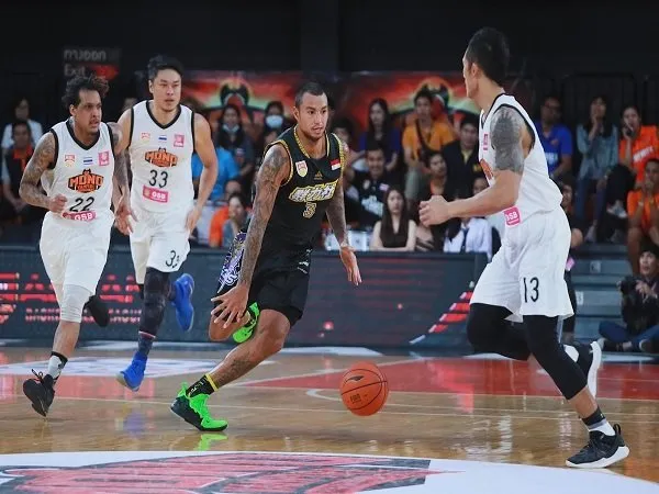 Tumbangkan Mono, CLS Petik Kemenangan Tandang Pertama