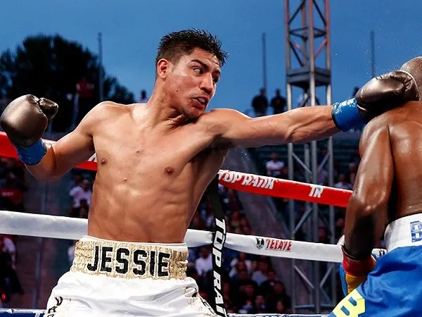 Jessie Vargas: Pacquiao Terlalu Kuat untuk Broner