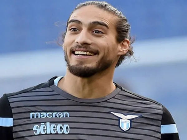 Gagal ke Parma, Caceres Merapat ke Bologna?