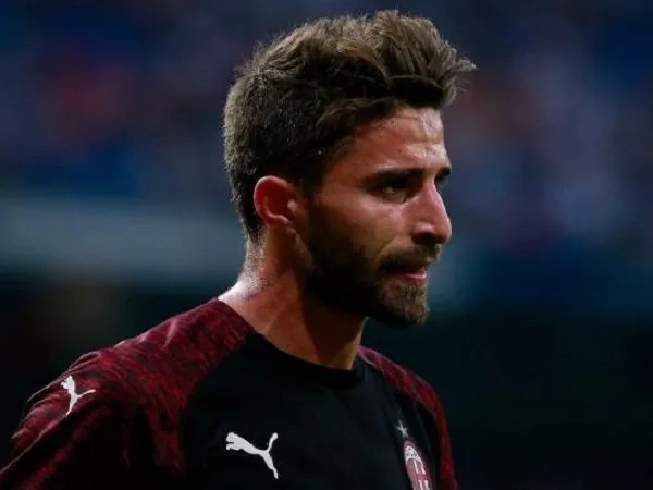 Milan Bakal Temui Shenzhen untuk Bahas Transfer Borini