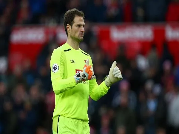 Tak Lagi Jadi Pilihan Utama, Begovic Ingin Tinggalkan Bournemouth