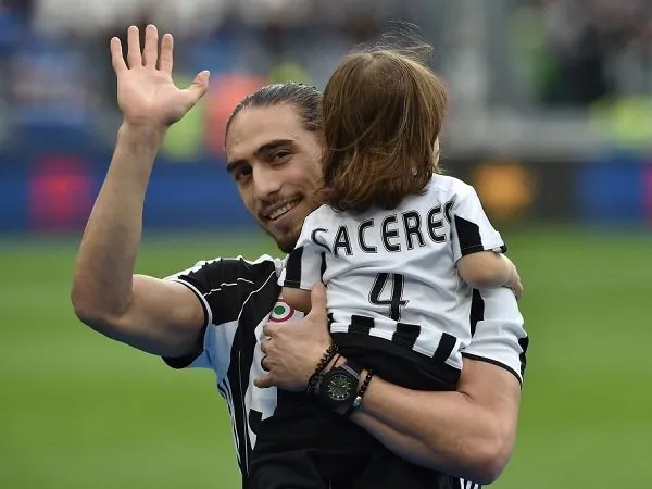 Juventus Resmi Rekrut Martin Caceres dari Lazio