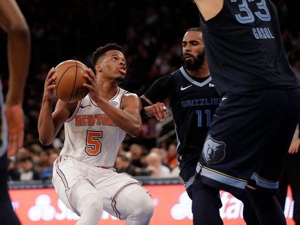 David Fizdale Inginkan Dennis Smith Jr Untuk Lebih Berani Bawa Bola