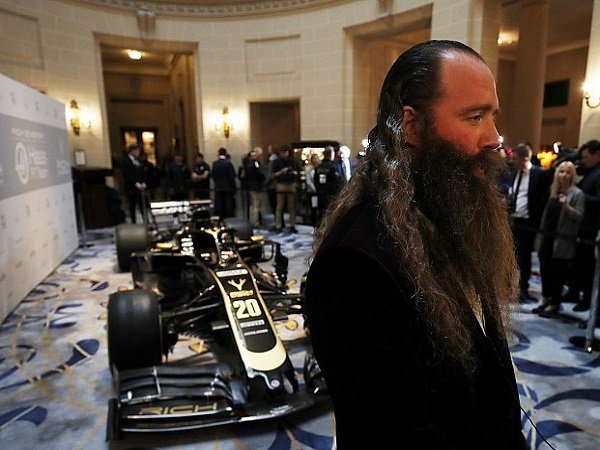 Duel Minuman Berenergi di F1, Sponsor Utama Haas Berambisi Kalahkan Red Bull