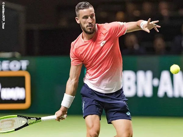 Damir Dzumhur Permalukan Stefanos Tsitsipas Di Rotterdam