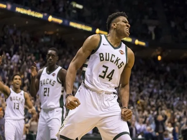 Terungkap! Ini Sosok Dibalik Performa Apik Antetokounmpo