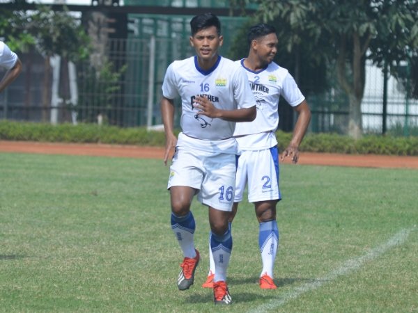 Indra Mustafa Nikmati Persaingan Ketat di Lini Belakang Persib