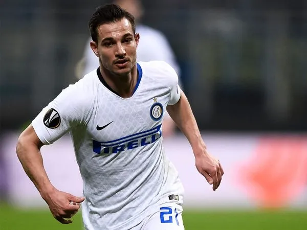 Cedric Soares Buka Suara Terkait Masa Depannya di Inter