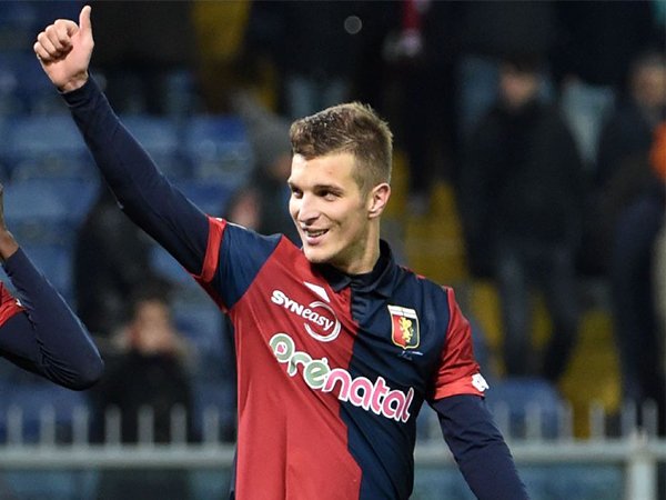 Kontrak Kadaluarsa Musim Panas Nanti, Lazio Minati Servis Gelandang Genoa