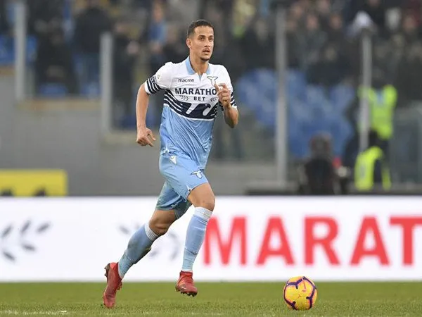 Defender Lazio Tolak Panggilan Timnas Italia Lebih Pilih Brazil