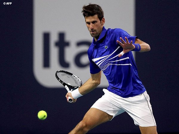 Novak Djokovic Atasi Perlawanan Bernard Tomic Di Miami
