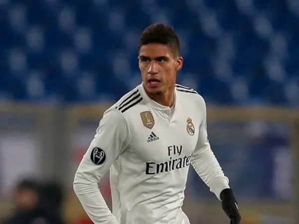 Raphael Varane Ingin Tinggalkan Real Madrid, Juventus Maju Paling Depan