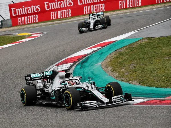 Hasil F1 GP China: Duo Mercedes Kembali Finish 1-2