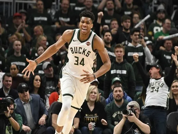 Milwaukee Bucks Menang Telak Atas Detroit Pistons di Game Pertama Babak Playoff