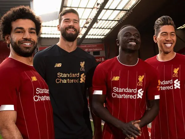 Jersey Kandang Terbaru Liverpool Ditunjukkan untuk Bob Paisley