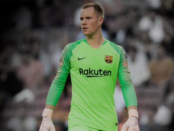 Ter Stegen Baca Kertas Catatan Taktis Solksjaer