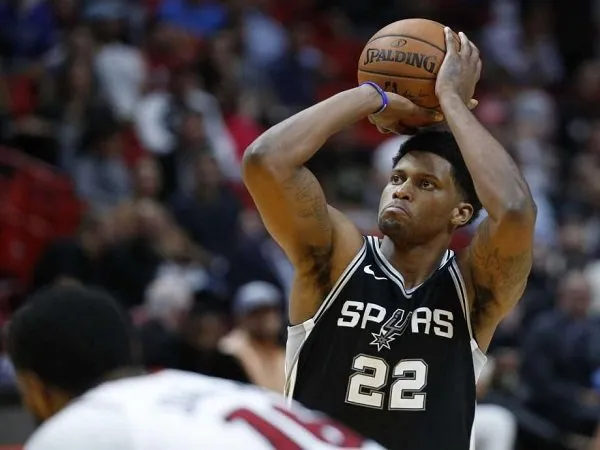Gregg Popovich Berharap Spurs Dapat Pertahankan Rudy Gay