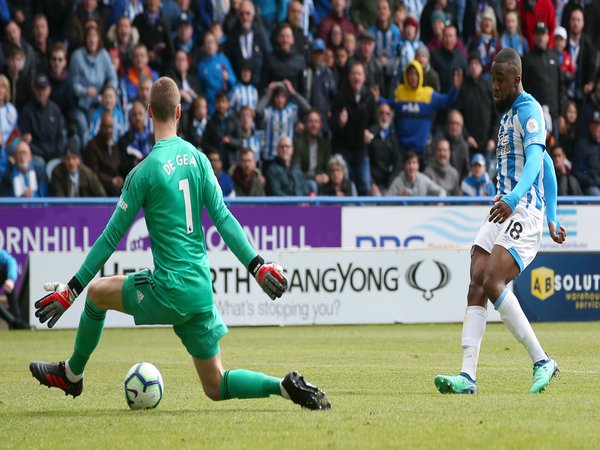 Imbang Dengan Huddersfield, MU Gagal Finish Empat Besar