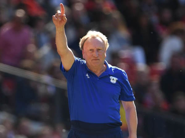 Neil Warnock Konfirmasi Akan Tetap Tangani Cardiff