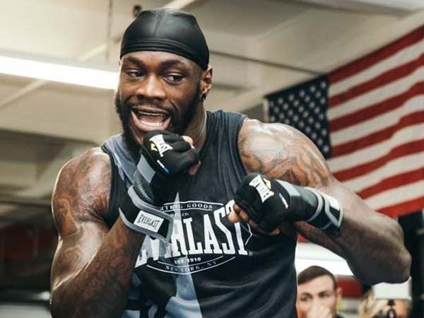 Wilder Janji Akan Kalahkan TKO Breazeale
