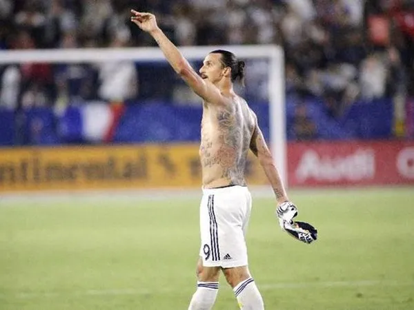 MLS Jatuhi Sanksi Larangan Bermain pada Ibrahimovic