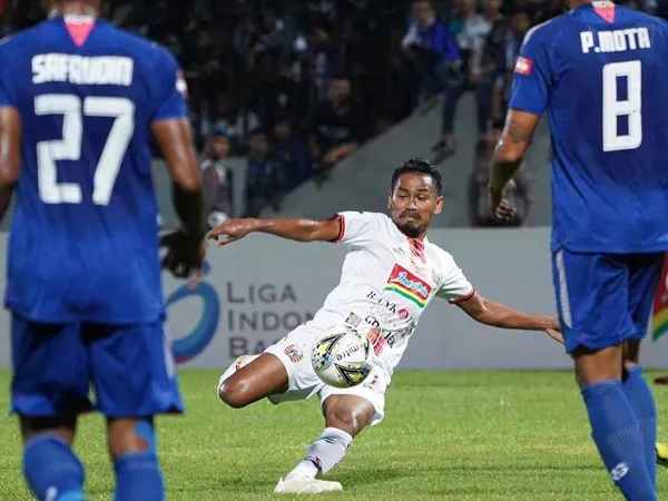 Ditekuk PSIS, Ivan Kolev Sebut Lini Pertahanan Persija Bermasalah