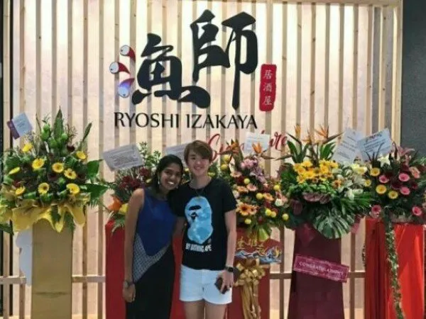 Vivian Hoo Mencoba Membuka Restoran Baru