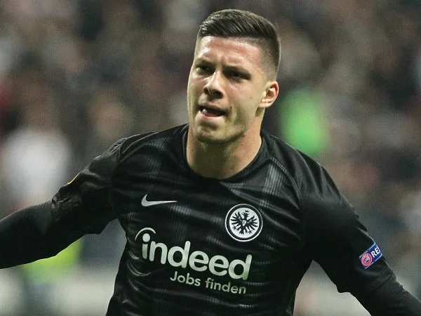 Legenda Real Madrid Sebut Jovic Hanya Akan Hangatkan Bangku Cadangan