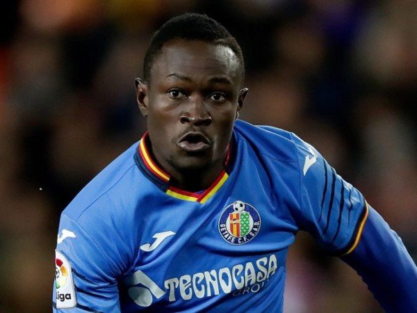 Arsenal dan Everton Berebut Tanda Tangan Bek Getafe