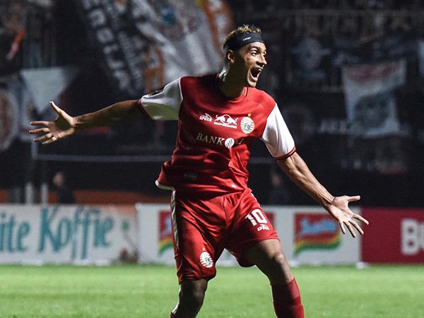 Gelandang Asing Persija Alami Cedera Otot