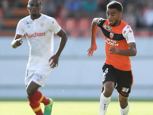 Tolak Klub Lain, Alexis Claude-Maurice Ingin Pindah ke Arsenal