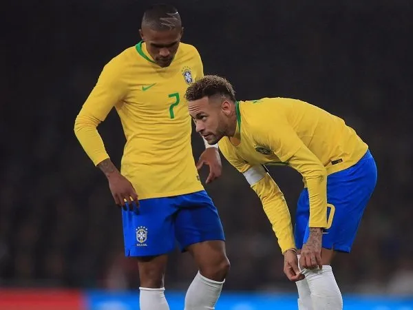 Douglas Costa Bicara Soal Masa Depan Neymar