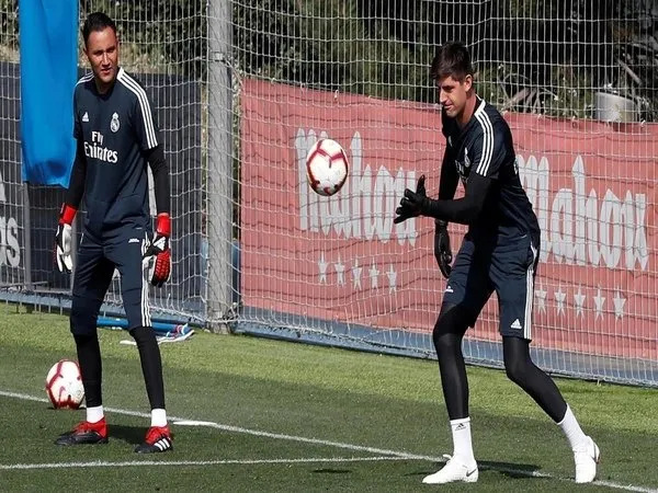 Menumpuk, Madrid Harus Buang Salah Satu Kipernya