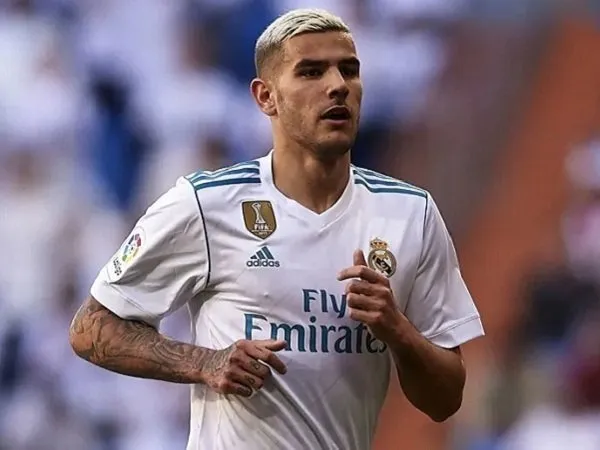 AC Milan Resmi Gaet Theo Hernandez dari Real Madrid